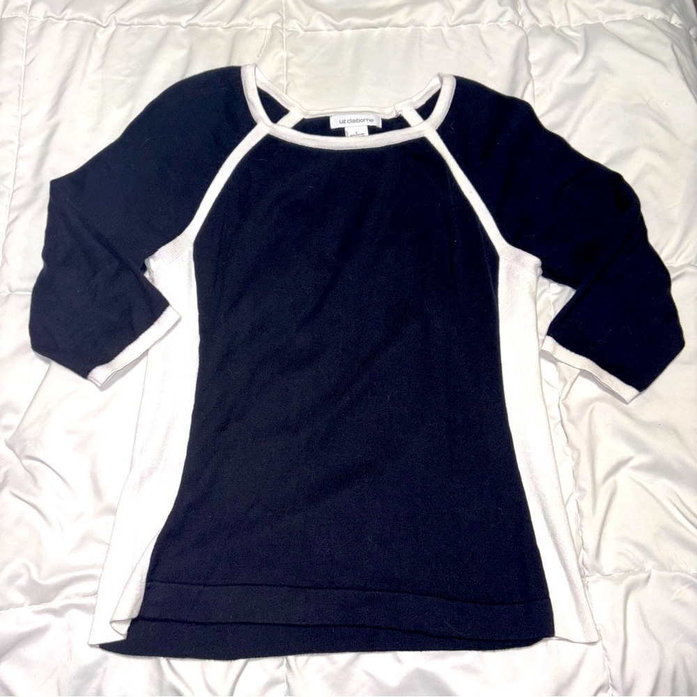 Liz Claiborne Black and White Crew Neck Sweater